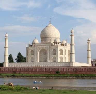 Know History of Mughal Architecture in Golden Triangle Tour